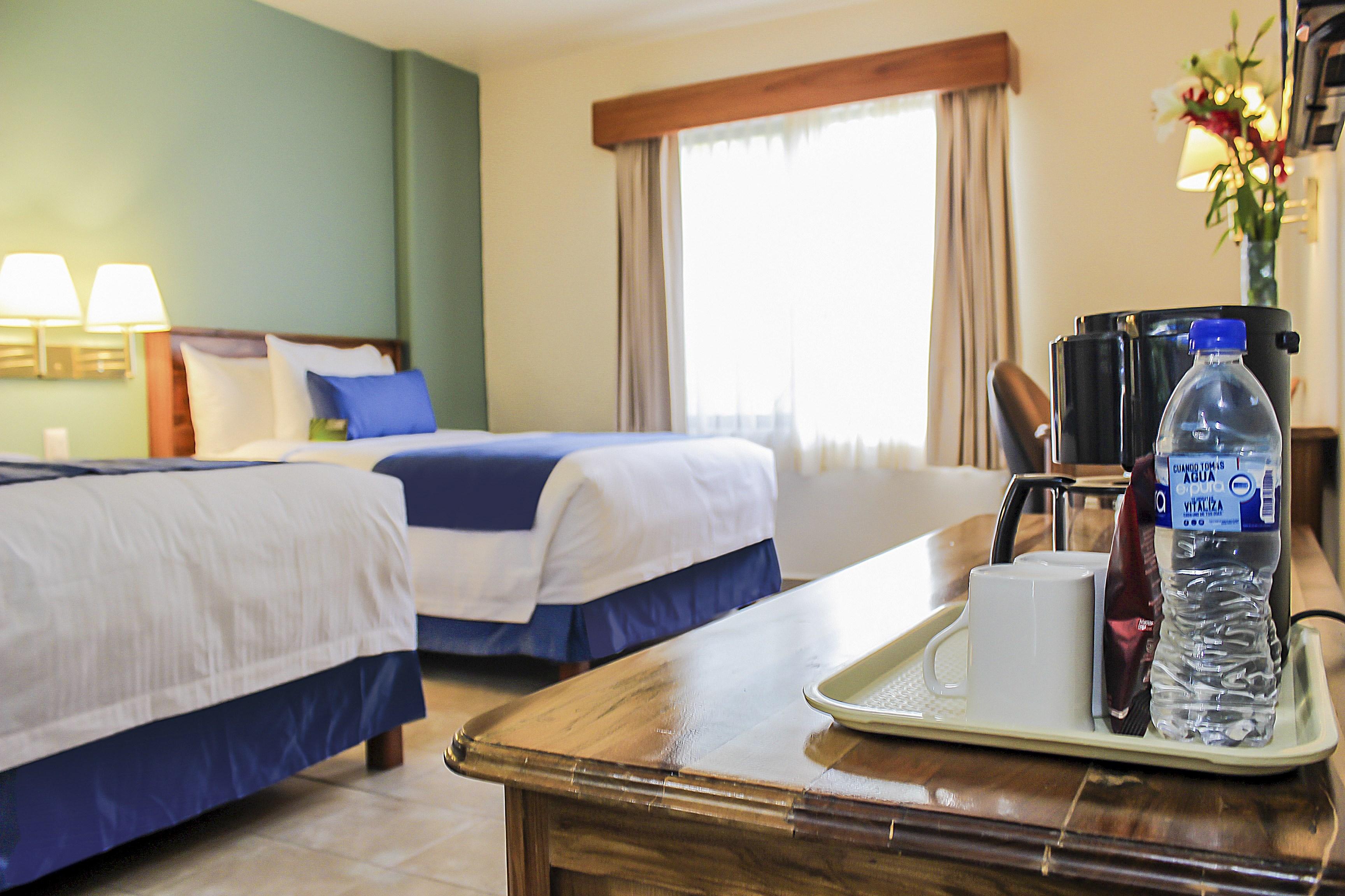 Comfort Inn Tampico Bagian luar foto