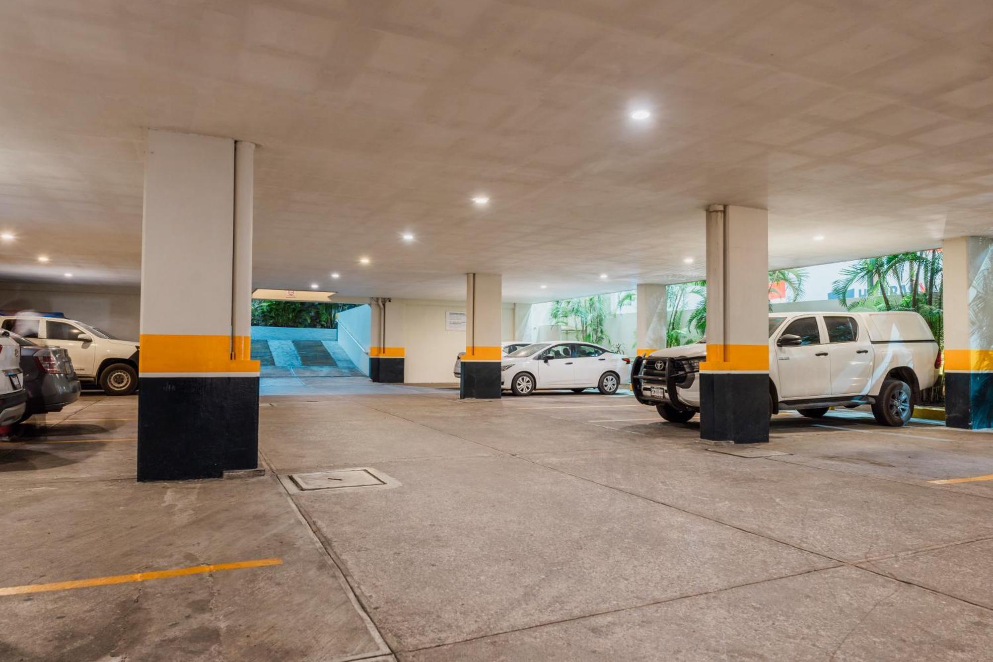 Comfort Inn Tampico Bagian luar foto