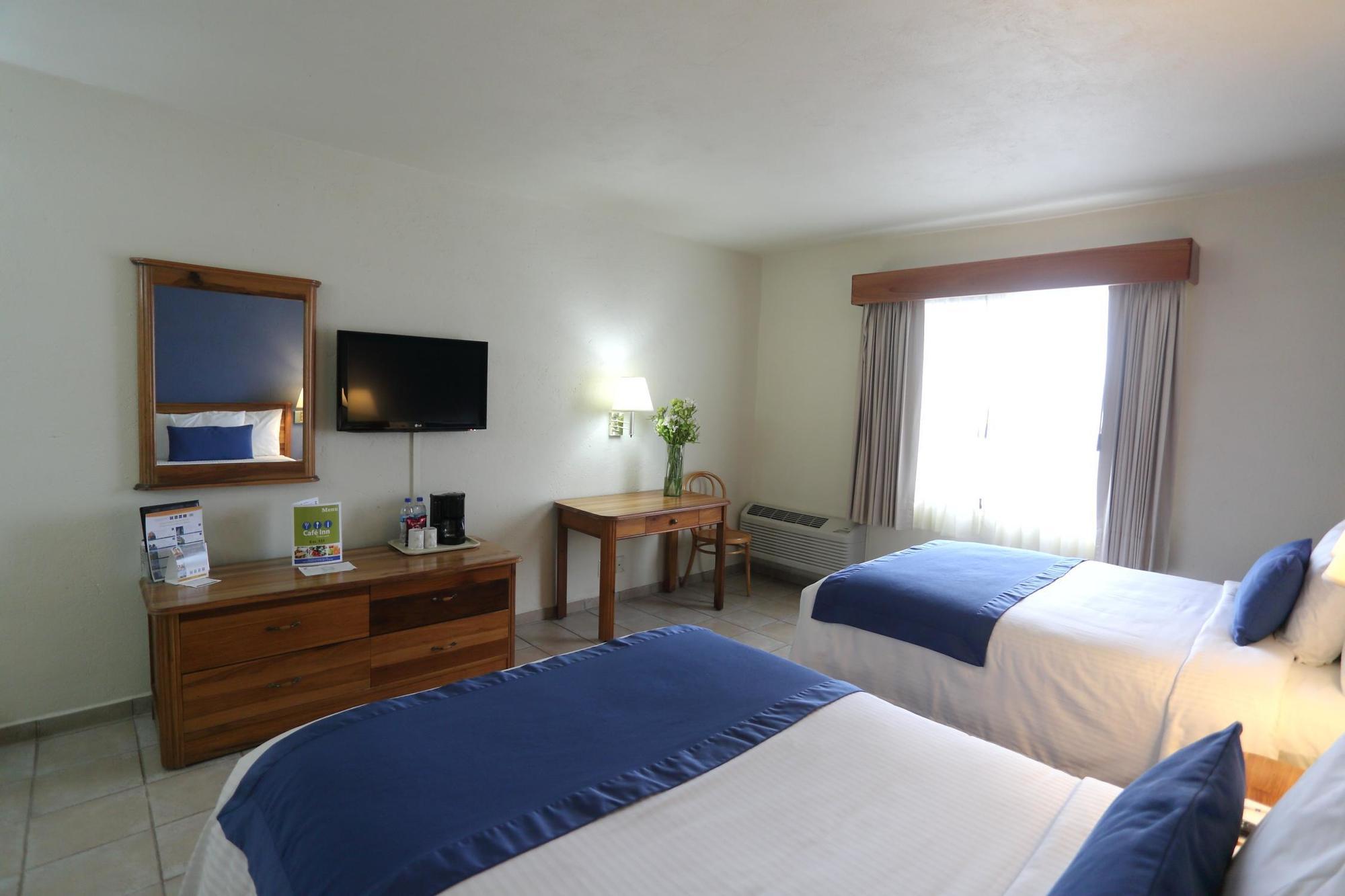 Comfort Inn Tampico Bagian luar foto