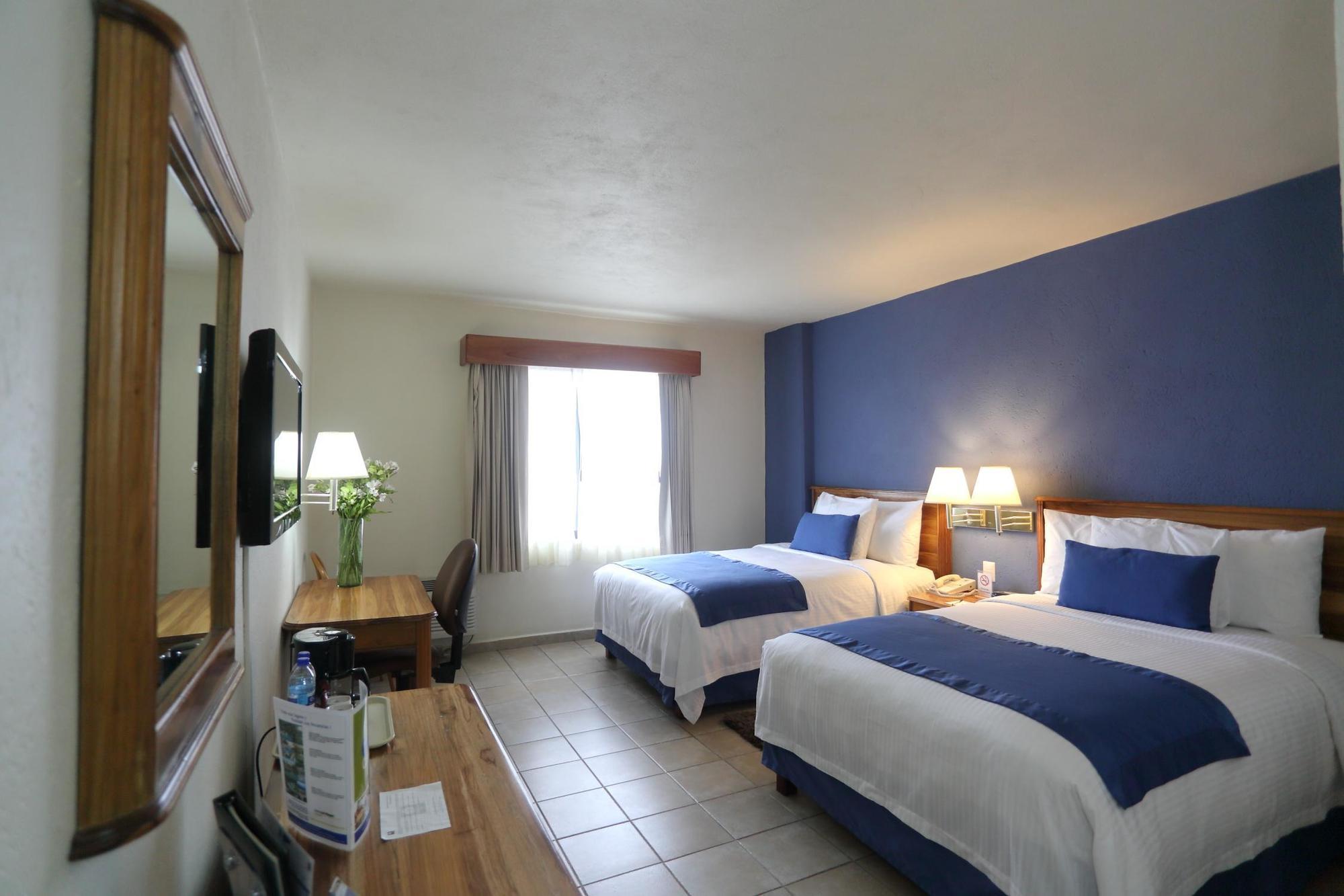 Comfort Inn Tampico Bagian luar foto